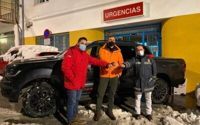 Ford y el pentacampeón de rallyes Ruben Gracia se unen al traslado de personal sanitario en Guadarrama