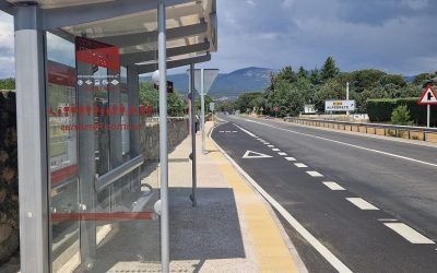 Finaliza la adecuación de dos nuevas paradas de bus en Guadarrama