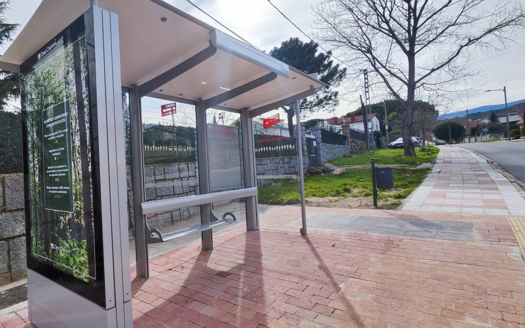 Nueva marquesina para la espera de viajeros en Guadarrama
