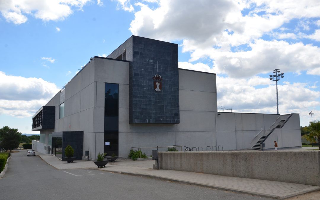 Guadarrama inicia el procedimiento para la reforma de la piscina cubierta y el gimnasio