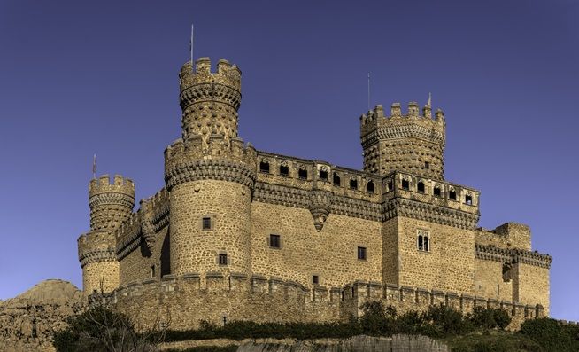 La Red de Pueblos de Película y ADESGAM se alían para impulsar el turismo de pantalla en la Sierra de Guadarrama